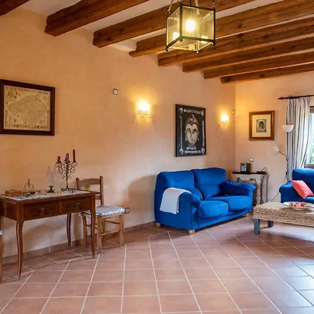 Villa Es Garrover *